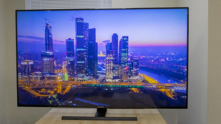 Обзор телевизора Daewoo 65DH55UQMS: доступные 65 дюймов с 4K, QLED, HDR и уплавнялкой
